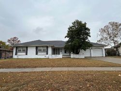 Pre-foreclosure in  N HALSTEAD ST Wichita, KS 67204