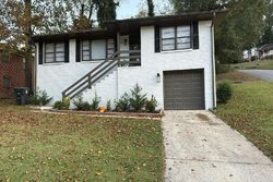 Pre-foreclosure in  86TH ST S Birmingham, AL 35206