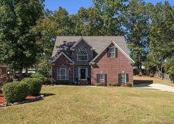  Crossvine Dr, Bessemer AL