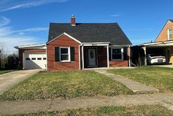 Pre-foreclosure in  SHERMAN ST Anderson, IN 46016