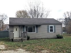 Pre-foreclosure in  S JERSEY AVE Muncie, IN 47302