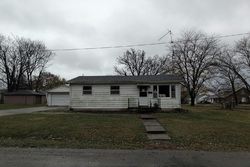 Pre-foreclosure in  W 2ND ST Danville, IL 61832