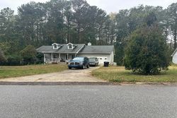 Pre-foreclosure in  STOKES DR Stockbridge, GA 30281