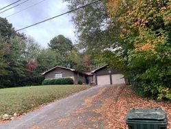 Pre-foreclosure in  BEVERLY DR Dalton, GA 30720