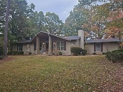 Pre-foreclosure in  HIGH HARBOR CT Gainesville, GA 30504