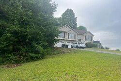 Pre-foreclosure in  STERLING DR Powder Springs, GA 30127