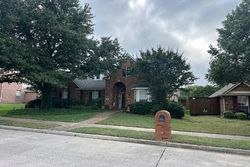 Pre-foreclosure in  FIELDSTONE DR Allen, TX 75002