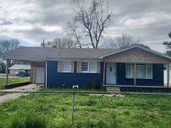 Pre-foreclosure in  S 11TH AVE Paragould, AR 72450