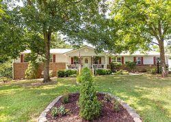 Pre-foreclosure in  MOUNTAIN PASS RD Gadsden, AL 35907