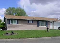 Pre-foreclosure in  COACH CT Grandview, WA 98930