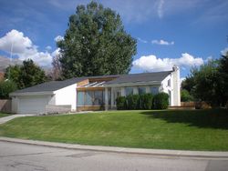 Pre-foreclosure in  S 300 W Lindon, UT 84042