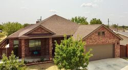 Pre-foreclosure in  E OAK AVE Midland, TX 79705
