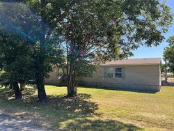 Pre-foreclosure in  N MAIN ST Ector, TX 75439