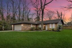 Pre-foreclosure in  E OAK DR Porter, TX 77365