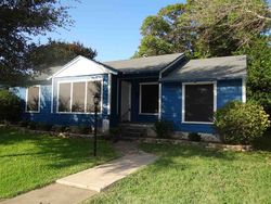 Pre-foreclosure in  N 40TH A ST Waco, TX 76707