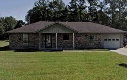 Pre-foreclosure in  RUE DR Beaumont, TX 77708