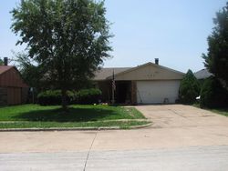 Pre-foreclosure in  SANTA FE TRL Grand Prairie, TX 75052