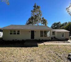  W Elm St, Denison TX