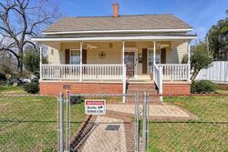 Pre-foreclosure in  MAGNOLIA ST Clinton, SC 29325