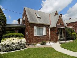 Pre-foreclosure in  CENTER AVE Elizabeth, PA 15037