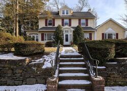 Pre-foreclosure in  RUNNYMEDE AVE Jenkintown, PA 19046