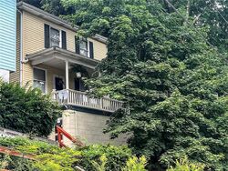 Pre-foreclosure in  RICHLAND AVE Pittsburgh, PA 15229