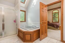 Pre-foreclosure in  NAUTILUS PL Westerville, OH 43082