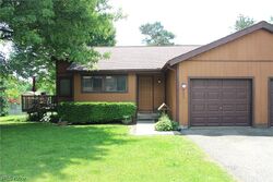 Pre-foreclosure in  FISHCREEK RD Stow, OH 44224