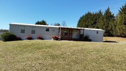  Flat Shoals Rd, King NC