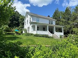 Pre-foreclosure in  HIGH ST Katonah, NY 10536