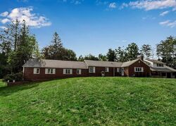 Pre-foreclosure in  BILLINGTON RD East Aurora, NY 14052