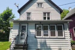 Pre-foreclosure in  PIMM AVE Auburn, NY 13021