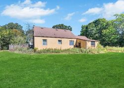 Pre-foreclosure in  YERK AVE Ronkonkoma, NY 11779