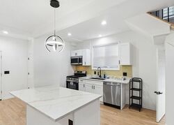 Pre-foreclosure in  RENNER AVE Newark, NJ 07112