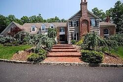  Beacon Hill Dr, Chester NJ