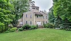 Pre-foreclosure in  E MOUNTAIN RD Sparta, NJ 07871