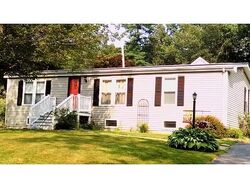 Pre-foreclosure in  SQUIRE RIDGE RD Hampstead, NH 03841