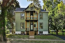 Pre-foreclosure in  MELROSE AVE Saint Louis, MO 63130