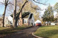 Pre-foreclosure in  PLEASANTVIEW DR Battle Creek, MI 49017