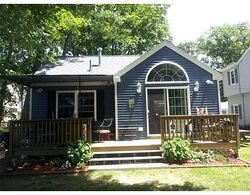 Pre-foreclosure in  SEARS ISLAND DR Worcester, MA 01606