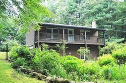 Pre-foreclosure in  BREAKNECK RD Sturbridge, MA 01566