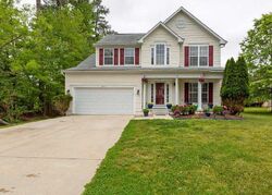 Pre-foreclosure in  BRINTON WAY Brandywine, MD 20613