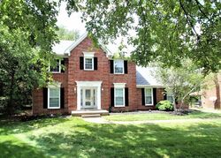  Hillvale Rd, Louisville KY
