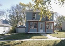  Clinton St, Charles City IA