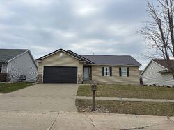 Pre-foreclosure in  BADGER DR SW Cedar Rapids, IA 52404