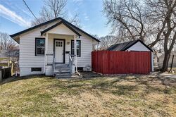 Pre-foreclosure in  37TH ST Des Moines, IA 50310