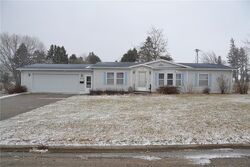 Pre-foreclosure in  EDGELAND ST Gladbrook, IA 50635