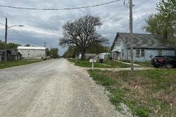  E Main St, Kirkville IA