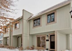 Pre-foreclosure in  PHEASANT CT Grayslake, IL 60030