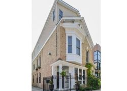 Pre-foreclosure in  N WOOD ST Chicago, IL 60622